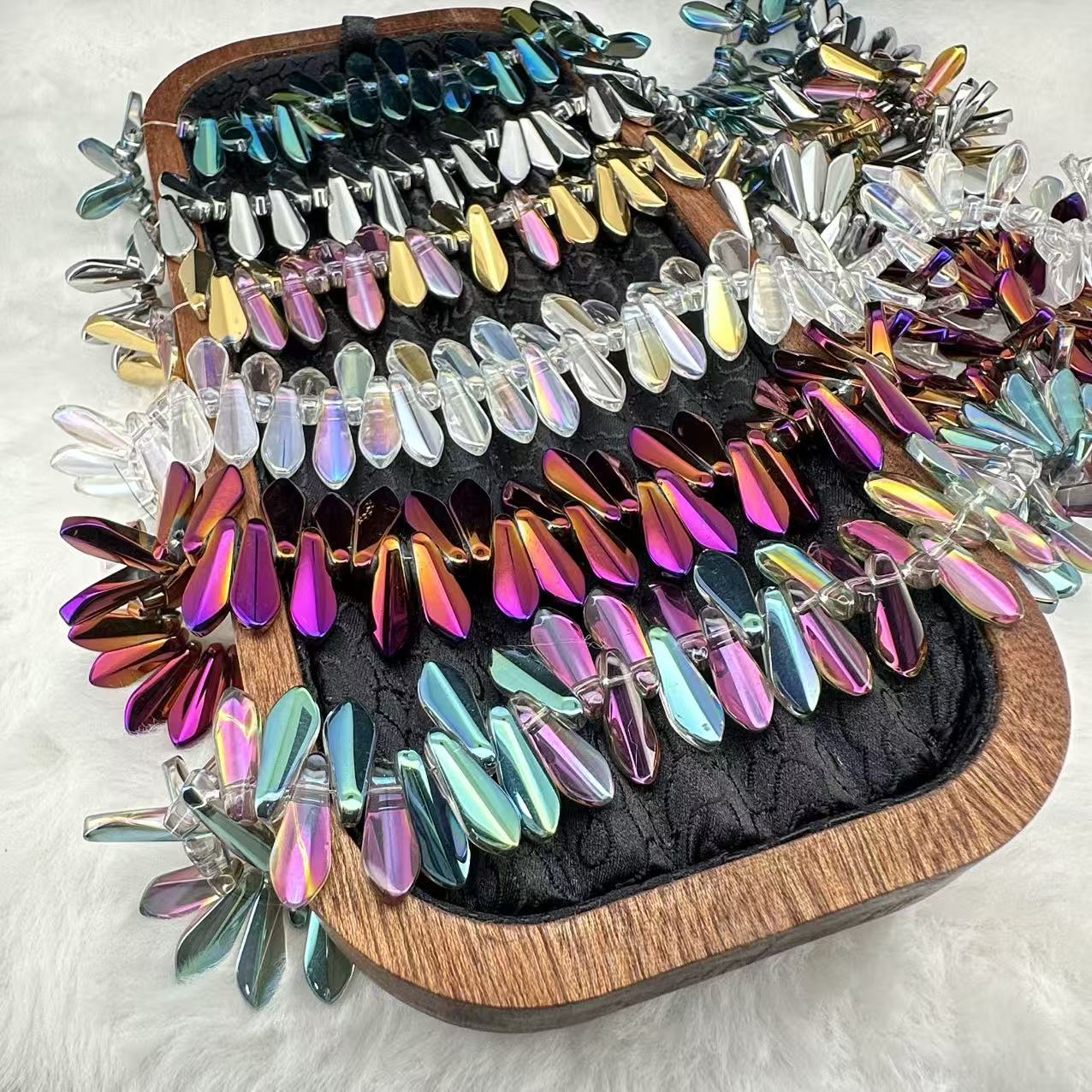 【NEW!!!】【SHOVEL-SHOVEL】【S45】Petal Shape Crystal Bead - TikTok Live Opening